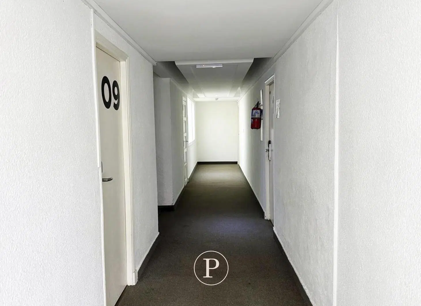 Venta Hotel con locales y cocheras en Playa Grande 3