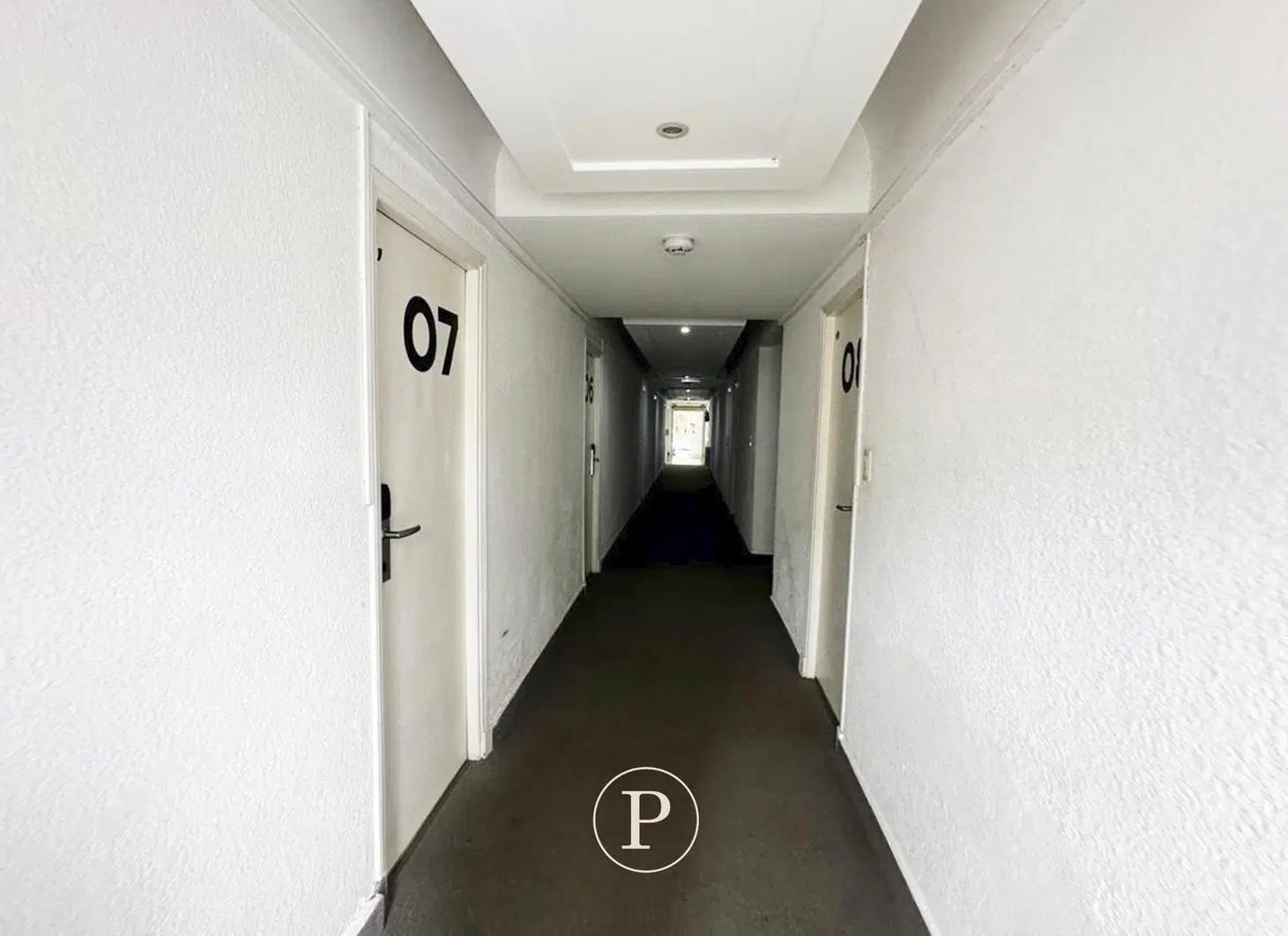 Venta Hotel con locales y cocheras en Playa Grande 4