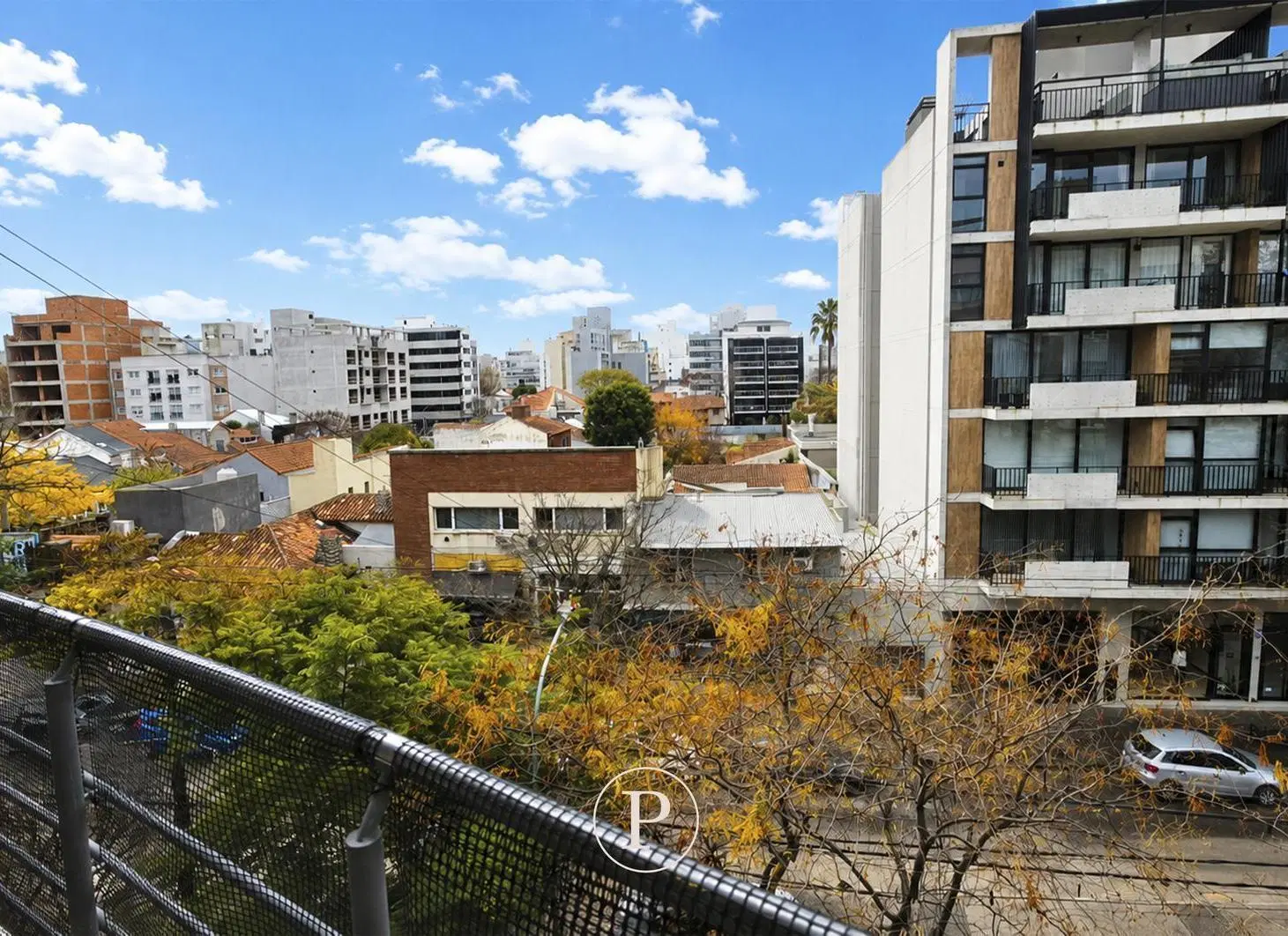 Venta Departamento 2 ambientes con cochera en Guemes 4
