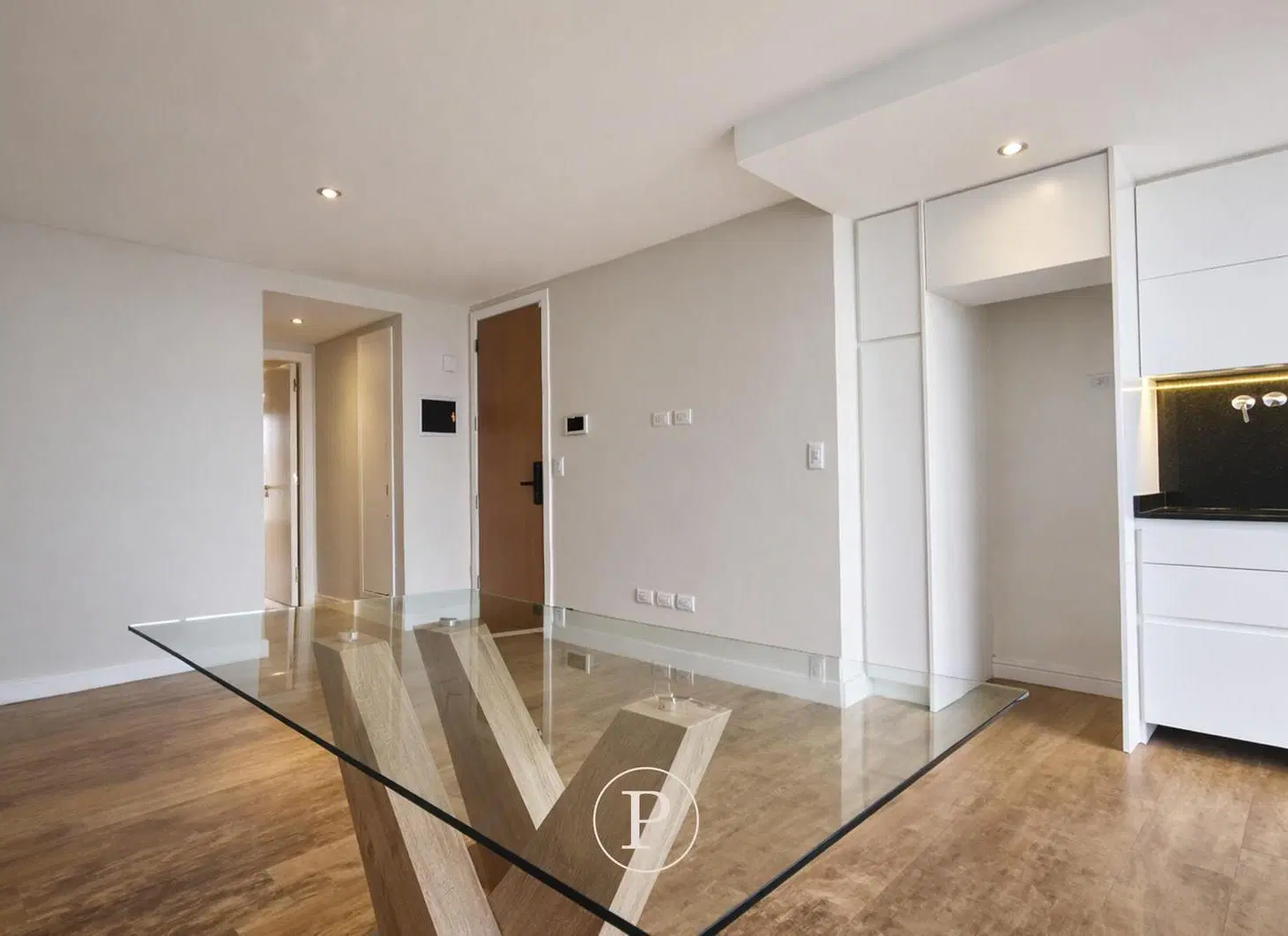 Venta Departamento 2 ambiente con cochera y baulera en Plaza Mitre 5