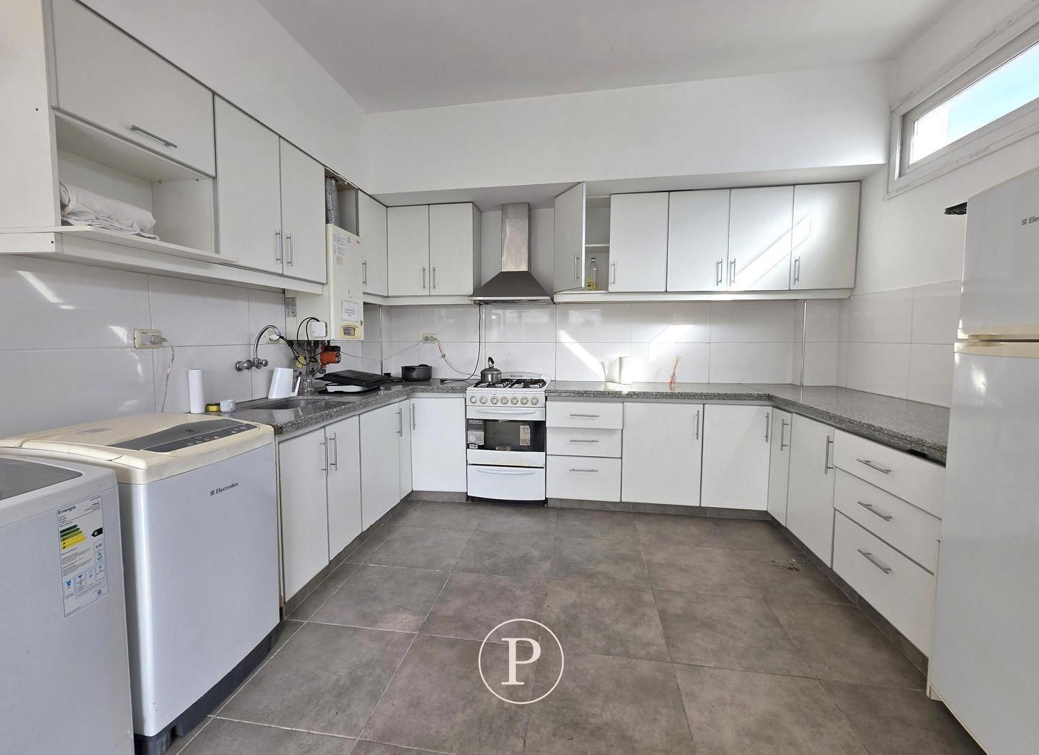 Foto de Venta Local comercial con Departamento 4 ambientes en Jorge Newbery, imagen 5