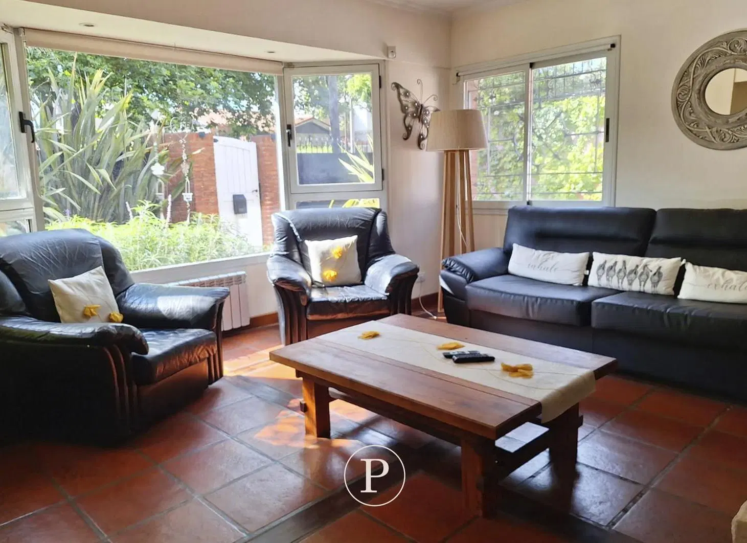 Casa en Alquiler con Jardín en Zona Güemes 2