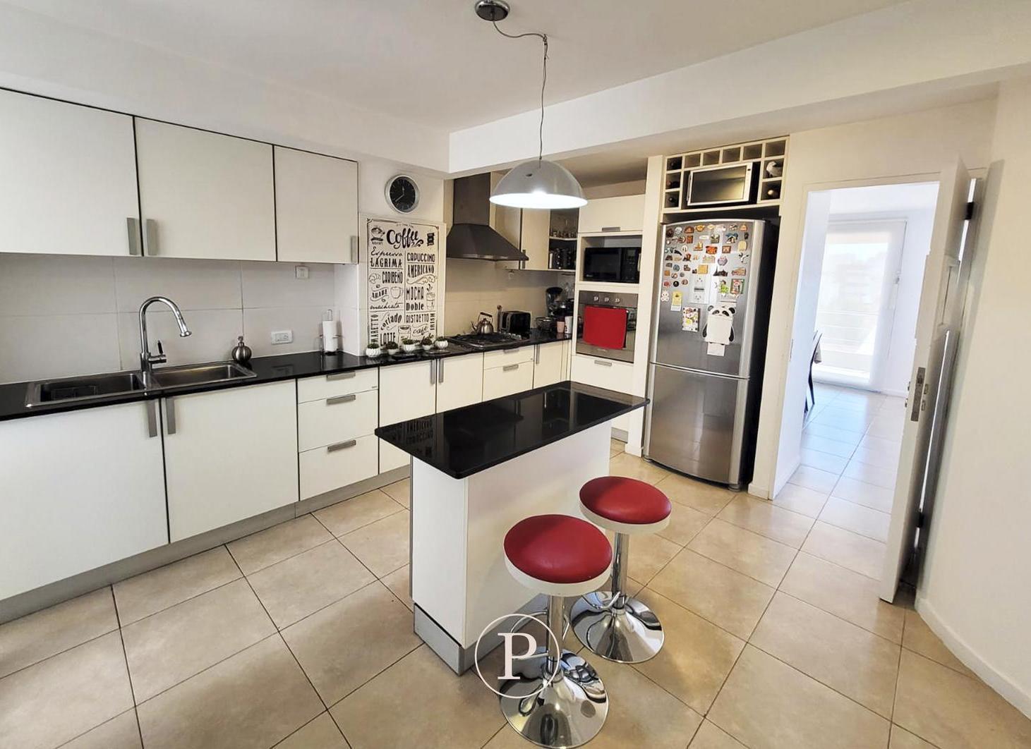 Foto de Venta Departamento 4 ambientes en Chauvin, imagen 2