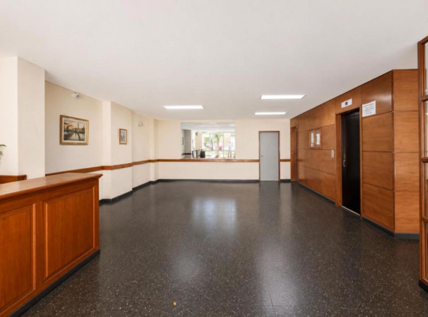 Foto de Departamento de 2 ambientes en venta totalmente reciclado en Plaza Colon, imagen 1
