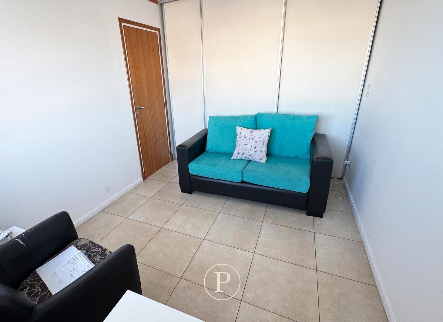 Foto de Venta Oficinas para uso profesional en Chauvin, imagen 2