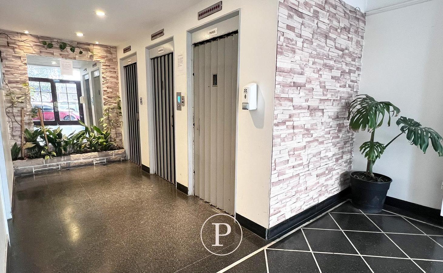 Foto de Monoambiente en Venta con balcon frances en Macrocentro, imagen 4