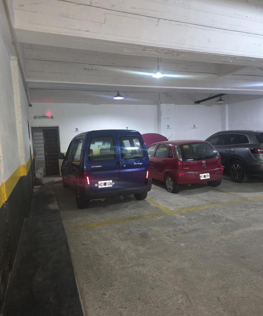Cochera en venta Apta camioneta