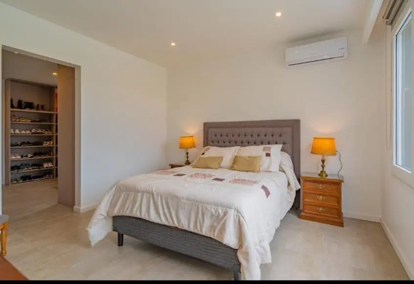 Casa en Exclusivo Barrio Privado Tierras del Mar 5
