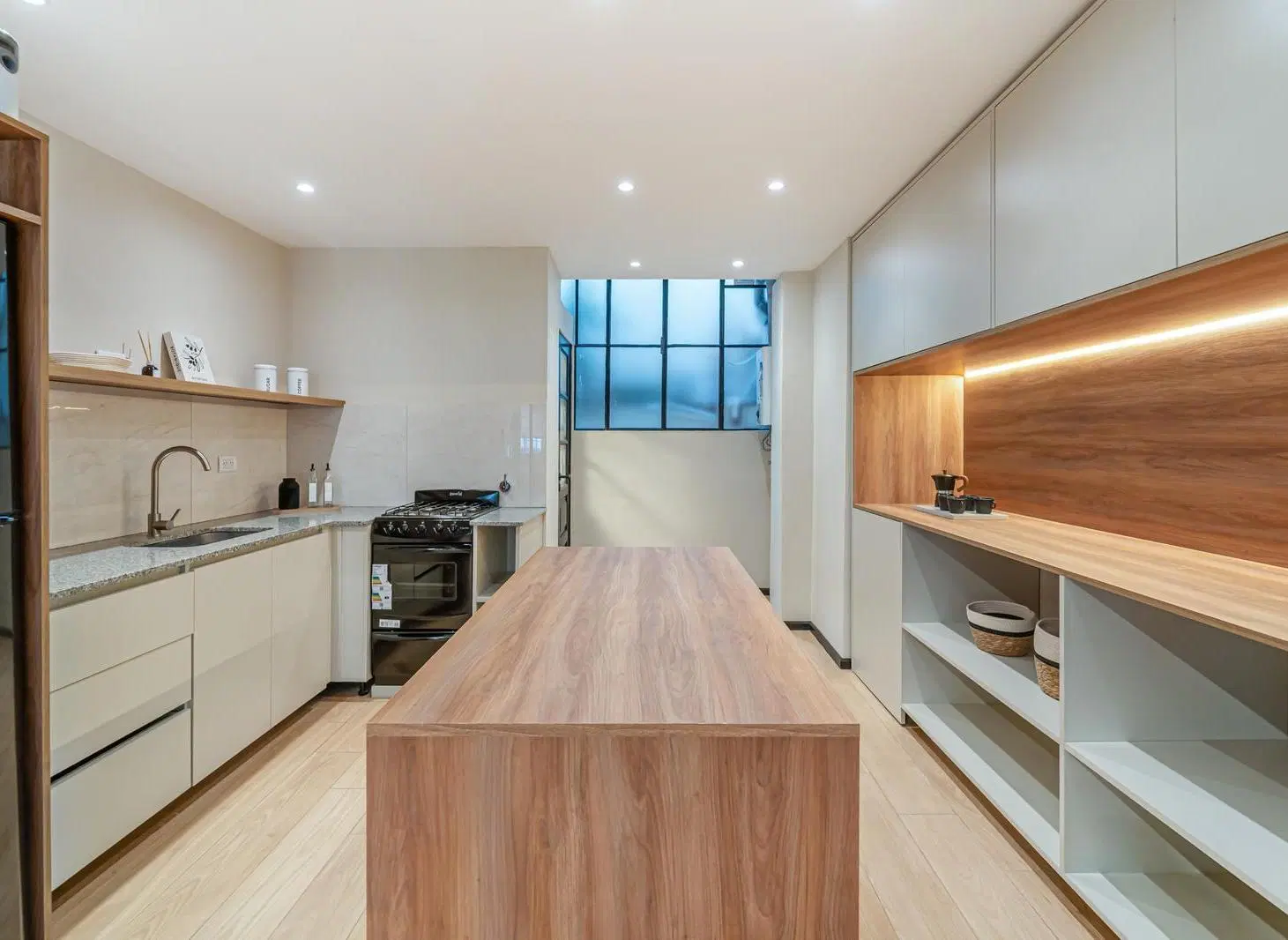VENTA DEPARTAMENTO 3 AMB. CON BALCON 2