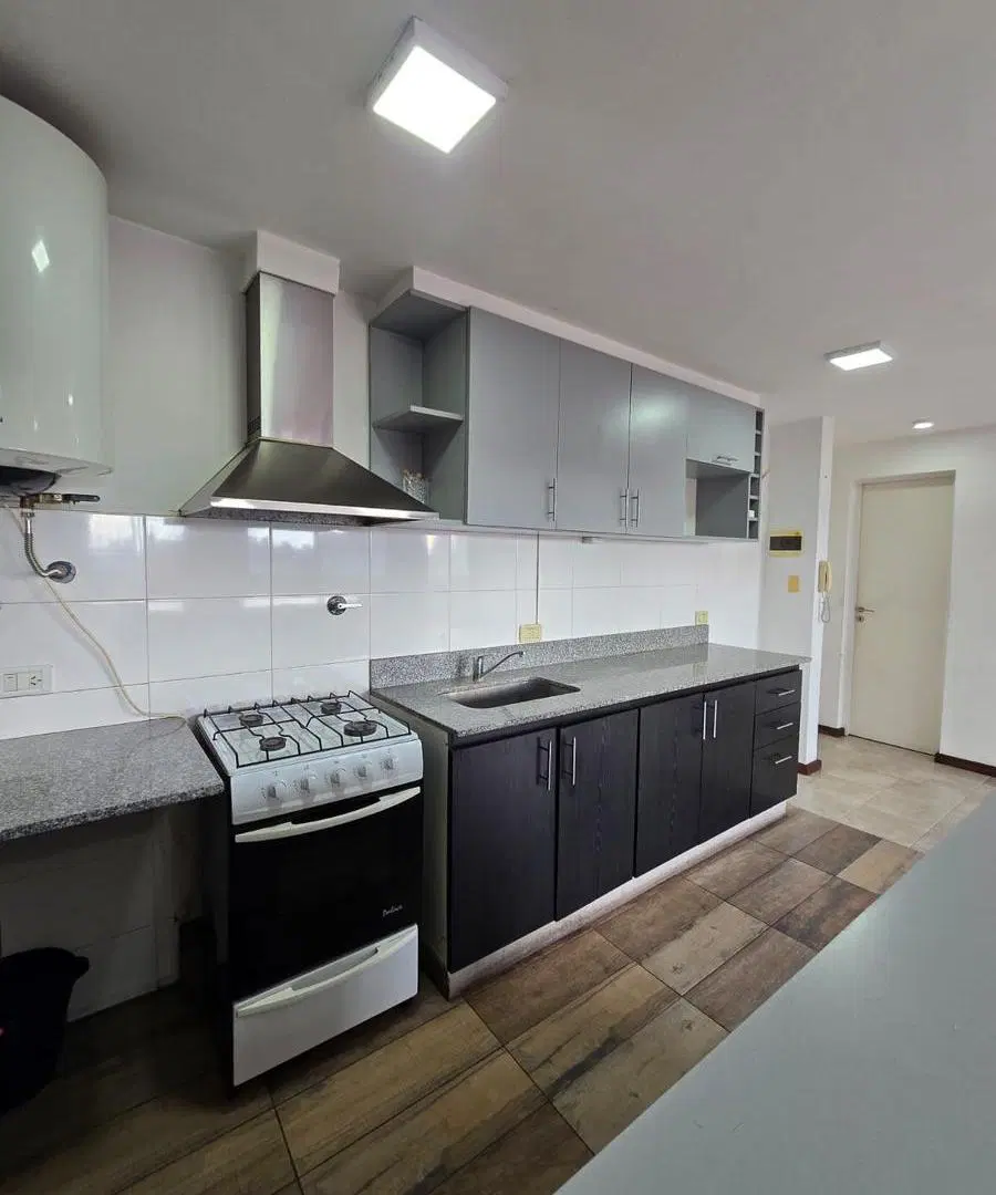 Departamento 2 ambientes con terraza propia 2