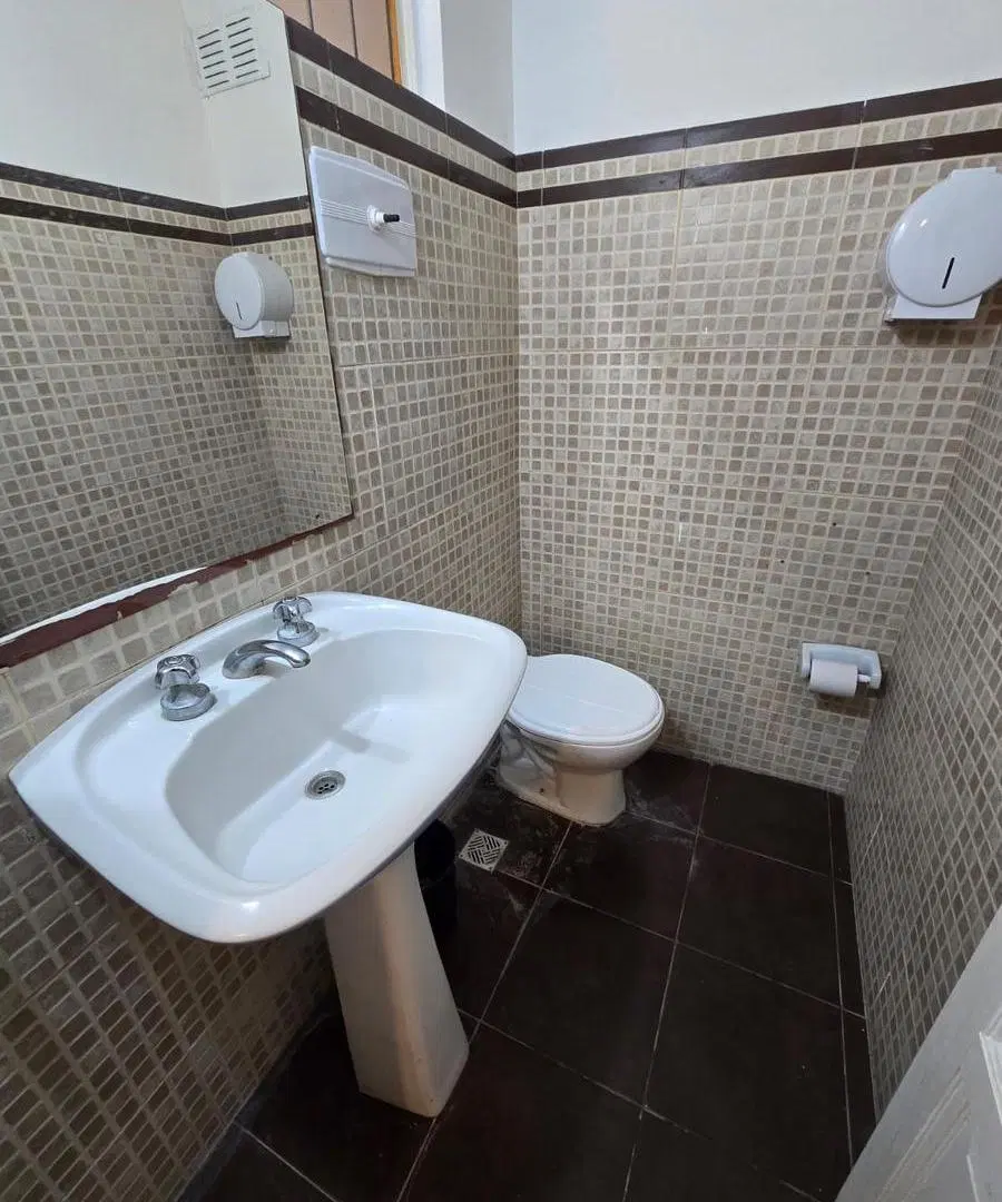 ALQUILER CHALET USO PROFESIONAL/COMERCIAL 8