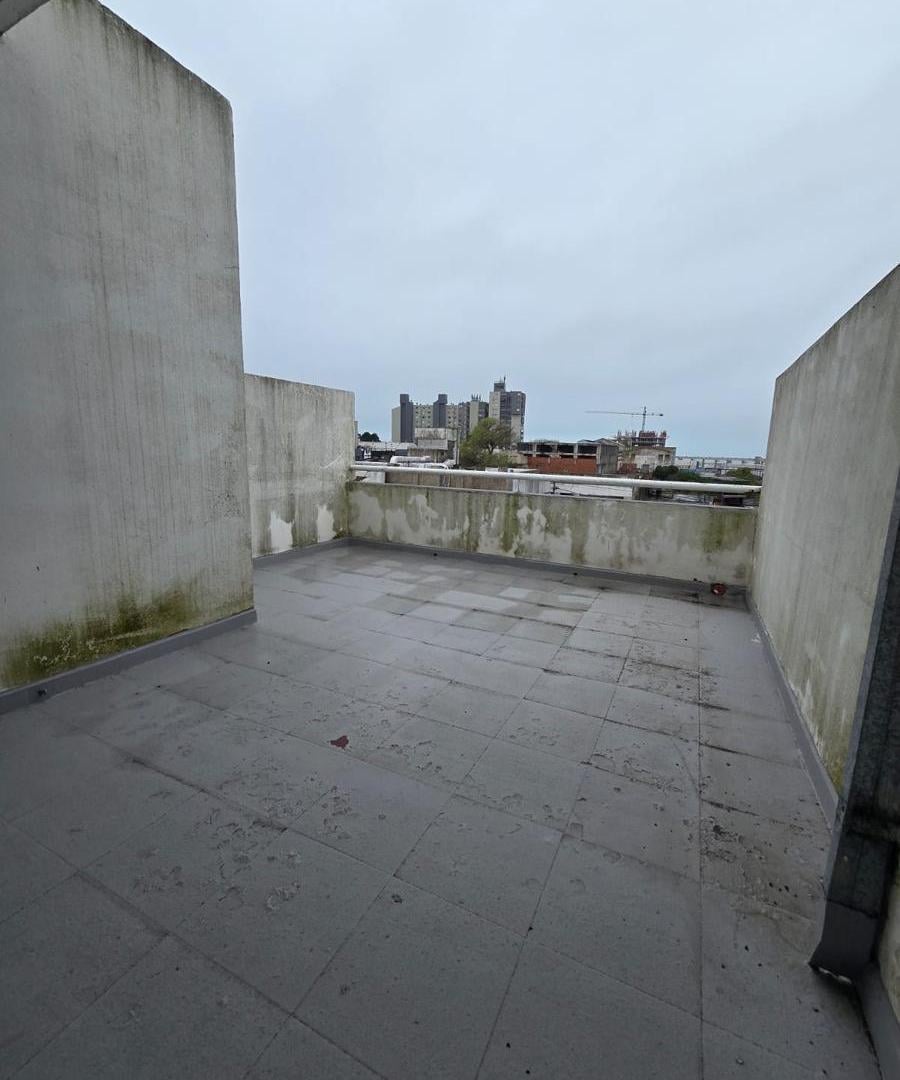Foto de Departamento en Ph 1Er piso en dúplex con balcón terraza al frente., imagen 4