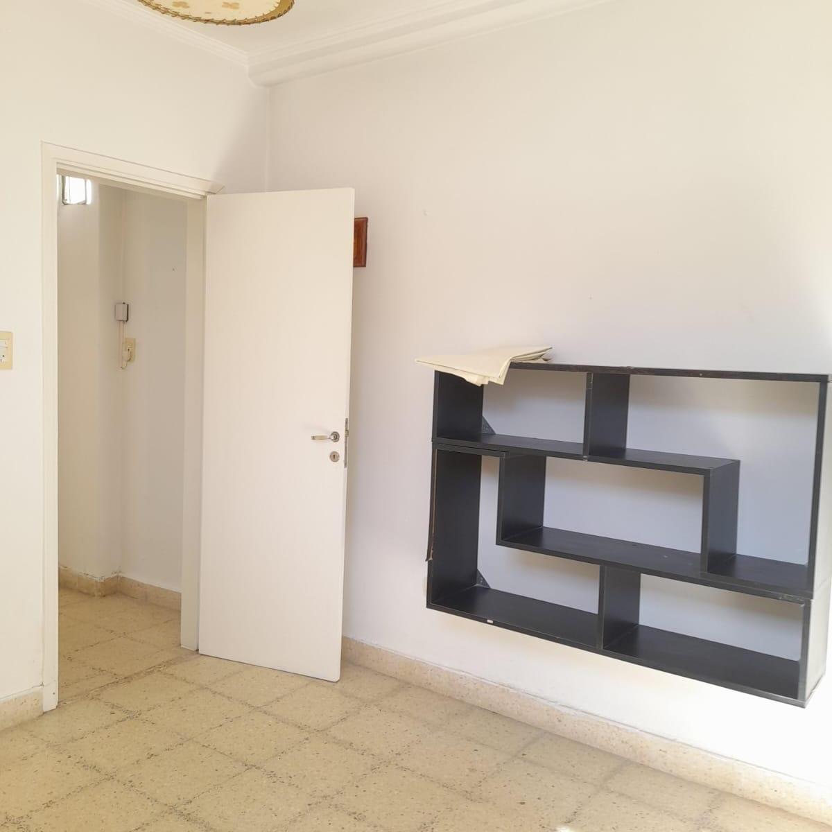 Venta Casa con Departamentos en Block 2