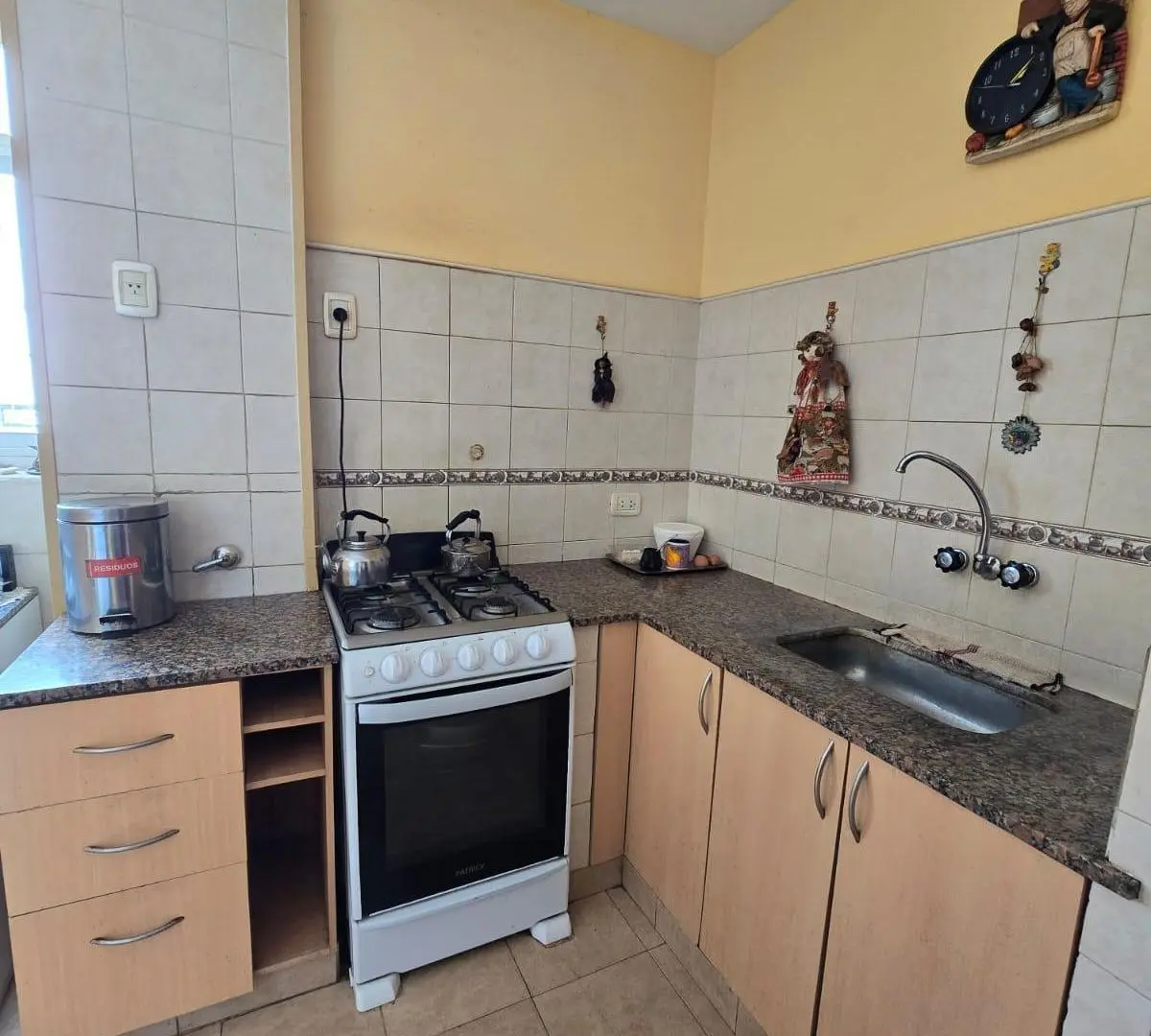 Departamento 3 ambientes con cochera zona centro. oferta 3