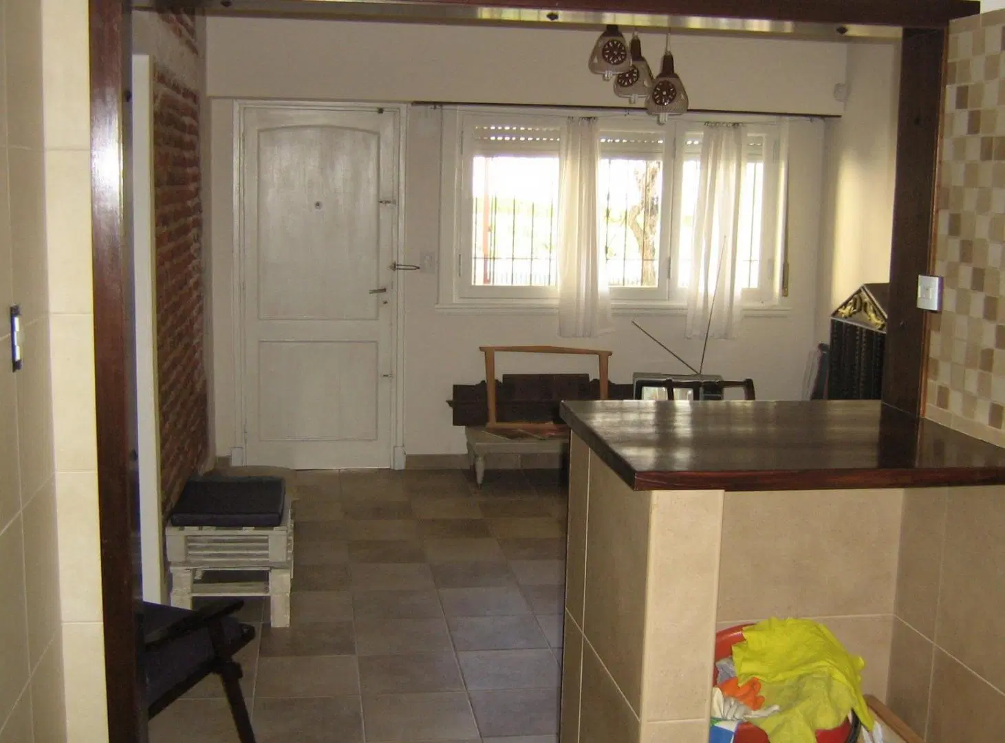 Venta casa con departamento  zona San Carlos 4