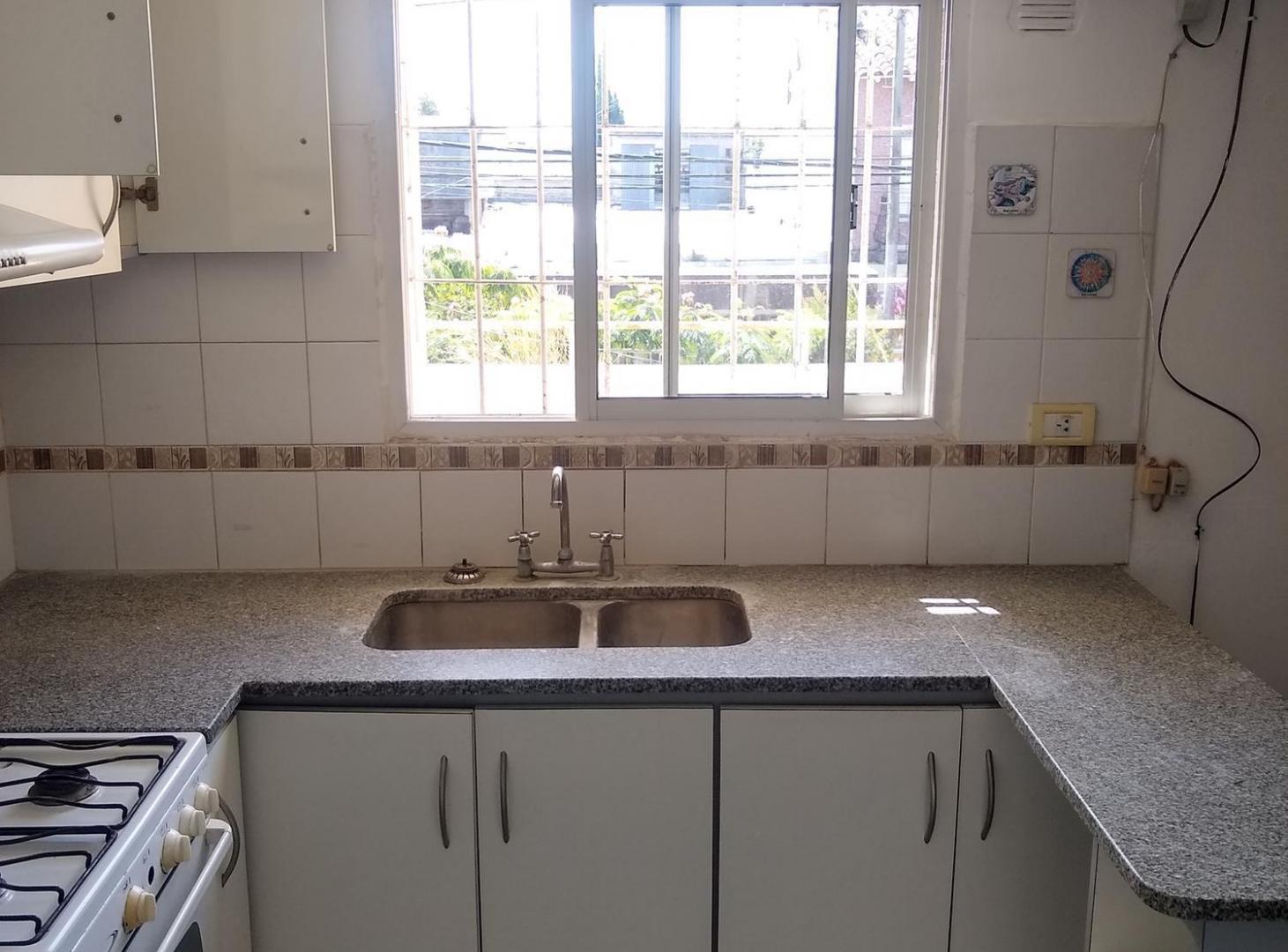 Foto de Alquiler PH 3 ambientes con terraza, imagen 1