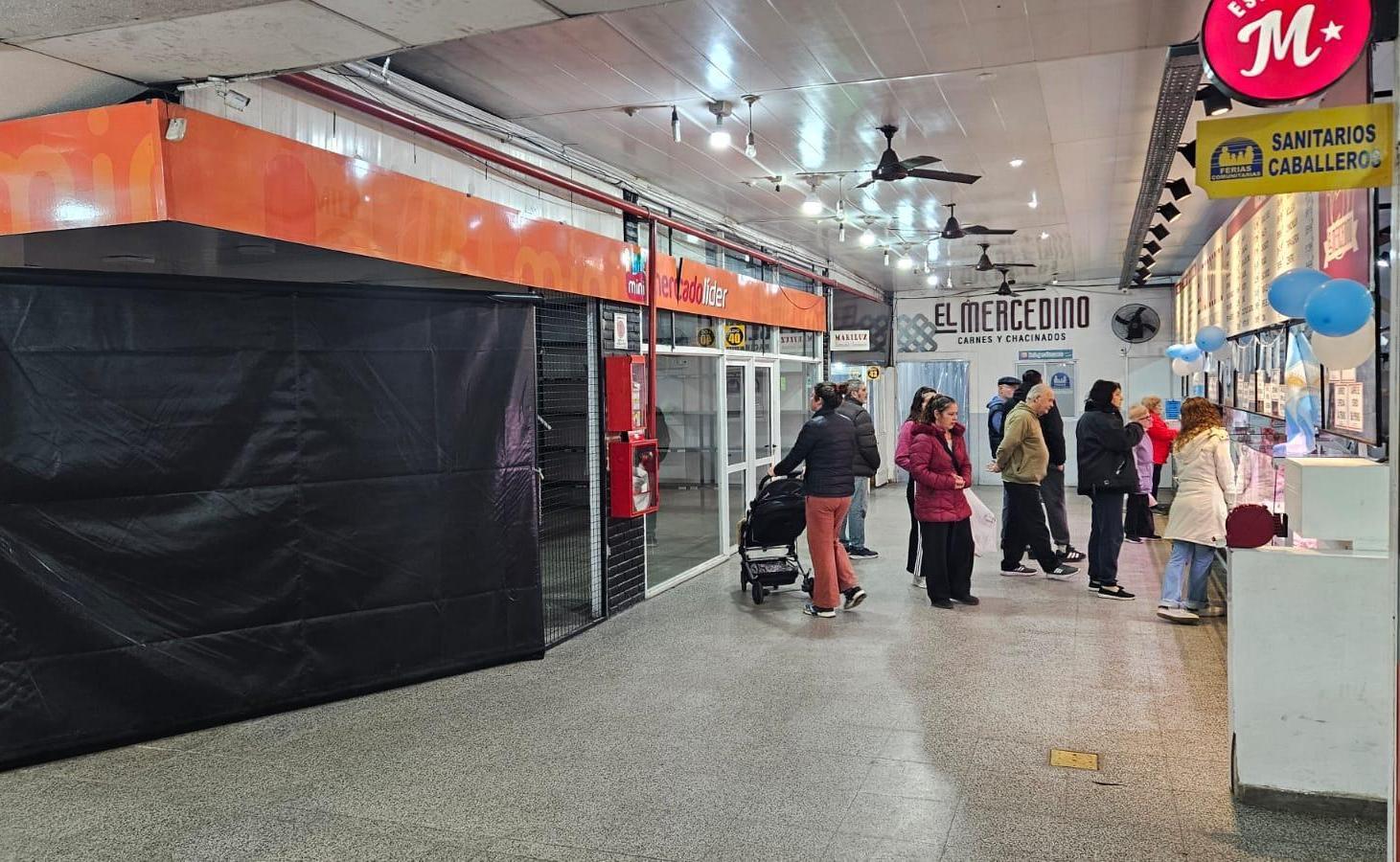 Foto de Local en alquiler en Feria Jacinto Peralta Ramos, imagen 1