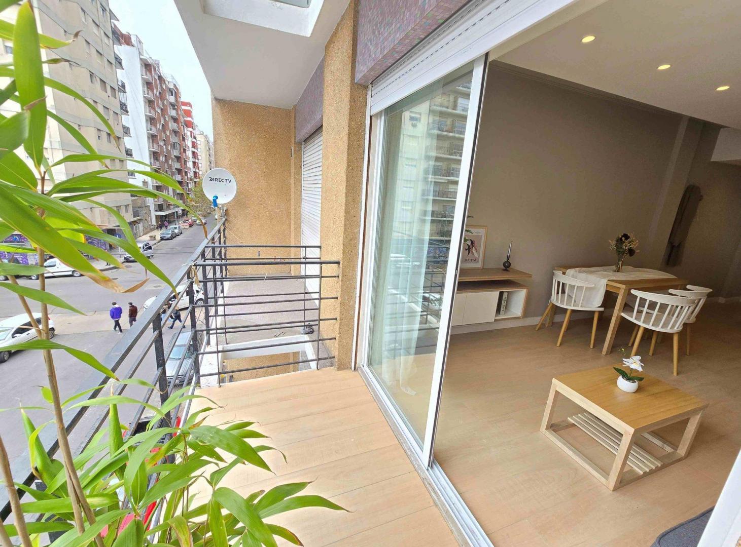 Foto de DOS AMBIENTES RECICLADO A LA CALLE CON BALCÓN SALIENTE., imagen 4