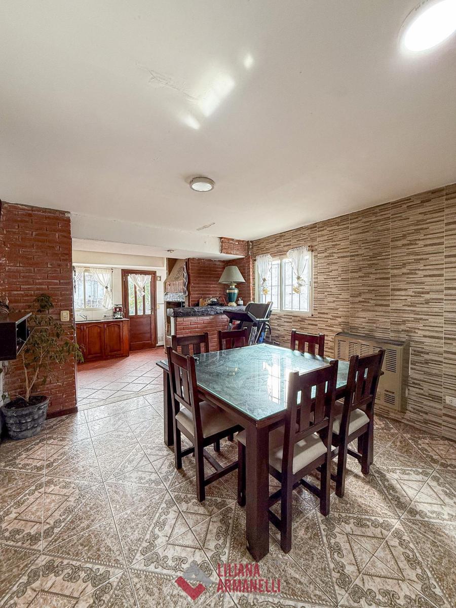Casa 4 Ambientes + Local. Peralta Ramos Oeste. 2