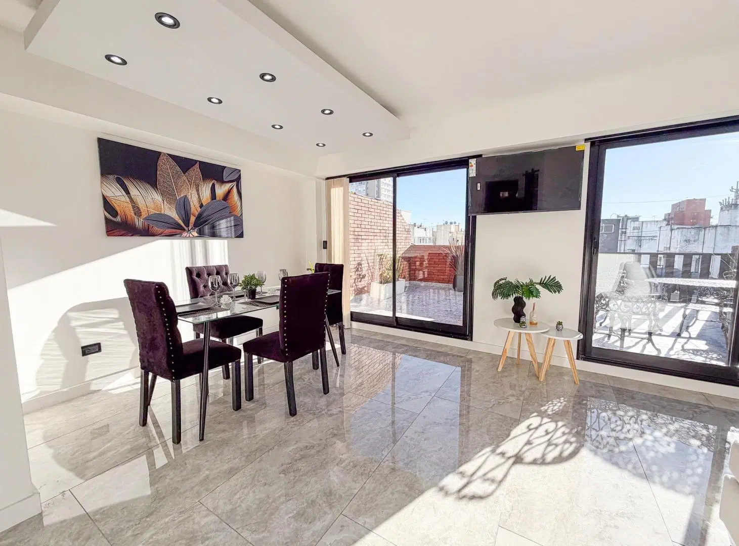 2 AMBIENTES CON TERRAZA. PASEO ALDREY. 4