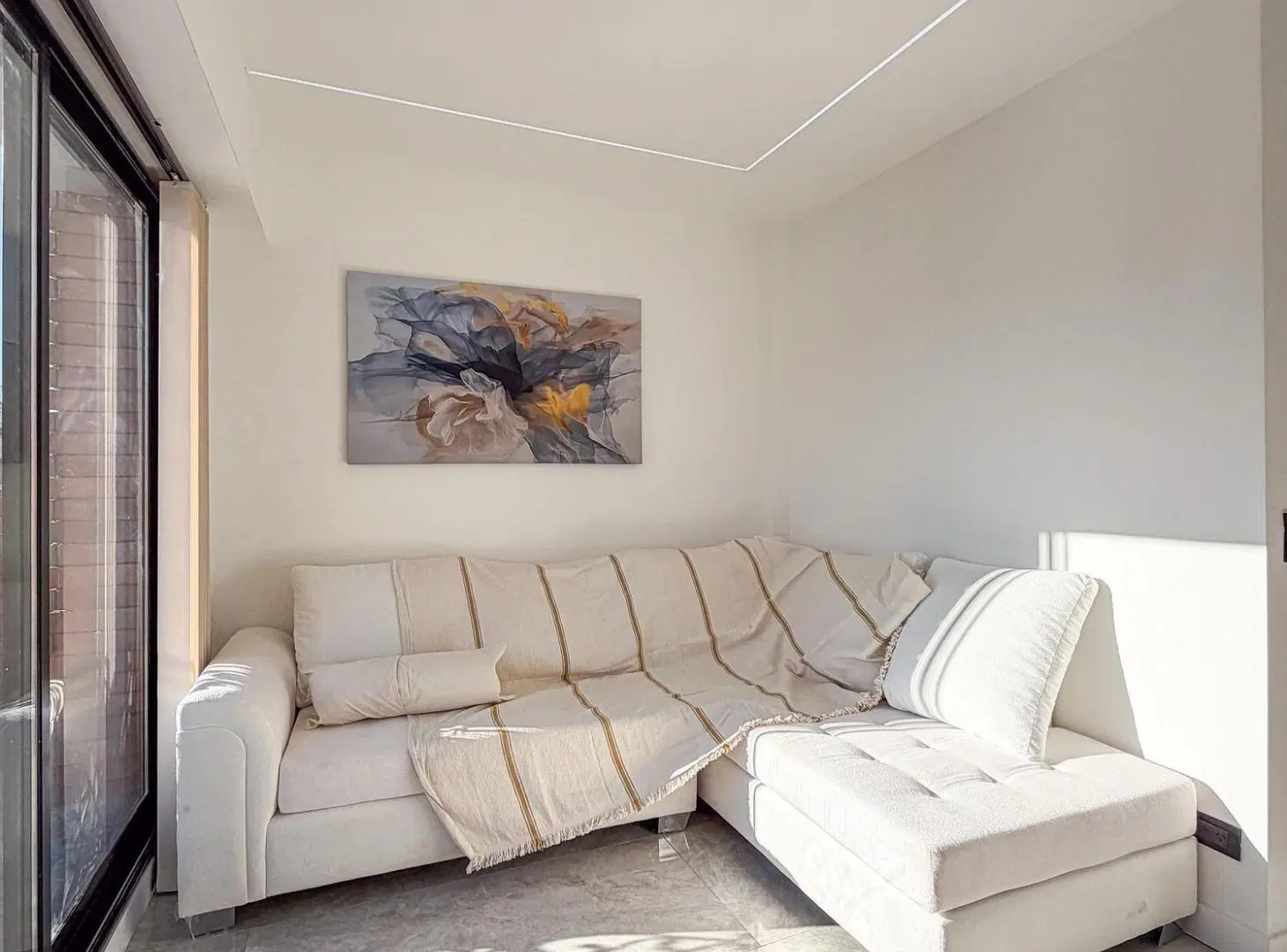 2 AMBIENTES CON TERRAZA. PASEO ALDREY. 5