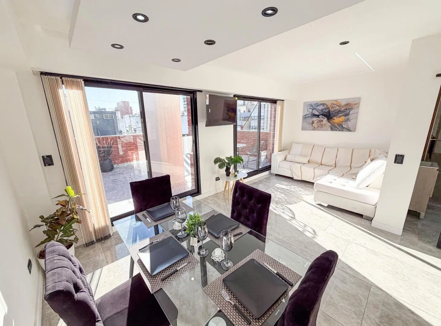 2 AMBIENTES CON TERRAZA. PASEO ALDREY. 2