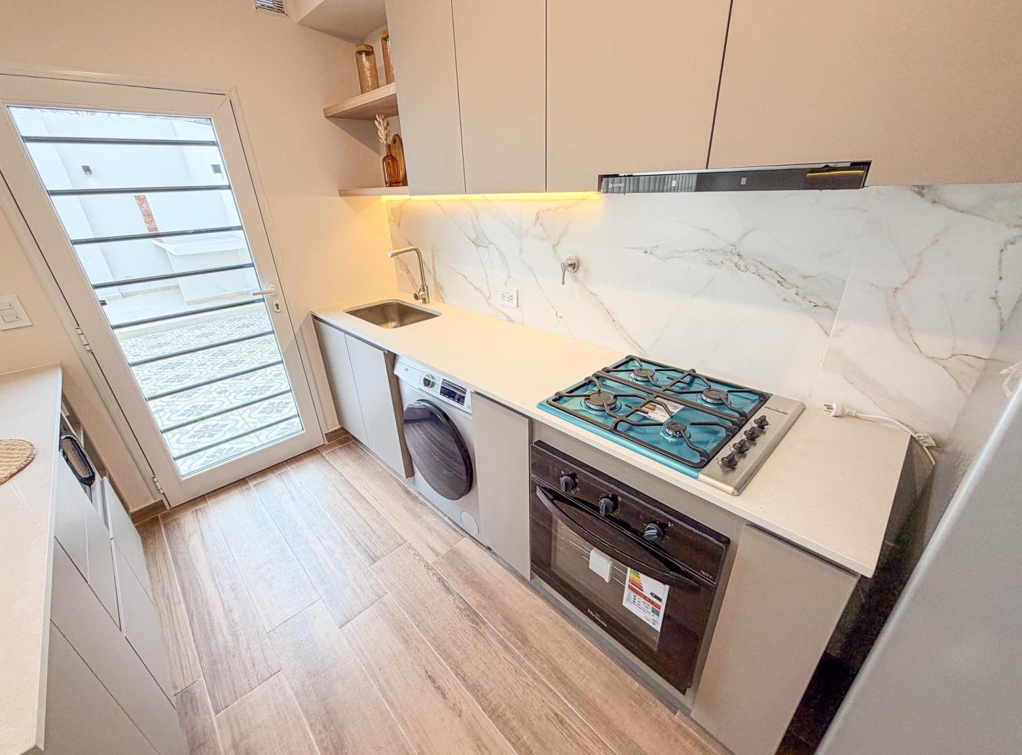 Foto de DUPLEX 4 AMBIENTES. PARQUE LURO., imagen 4