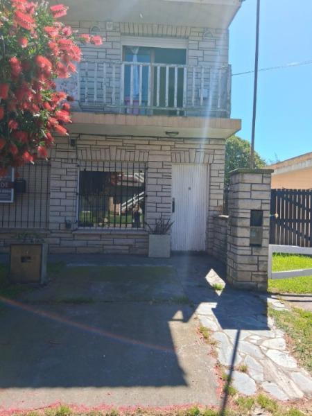 DUPLEX 4AMB. CON DOBLE GARAGE. FARO NORTE