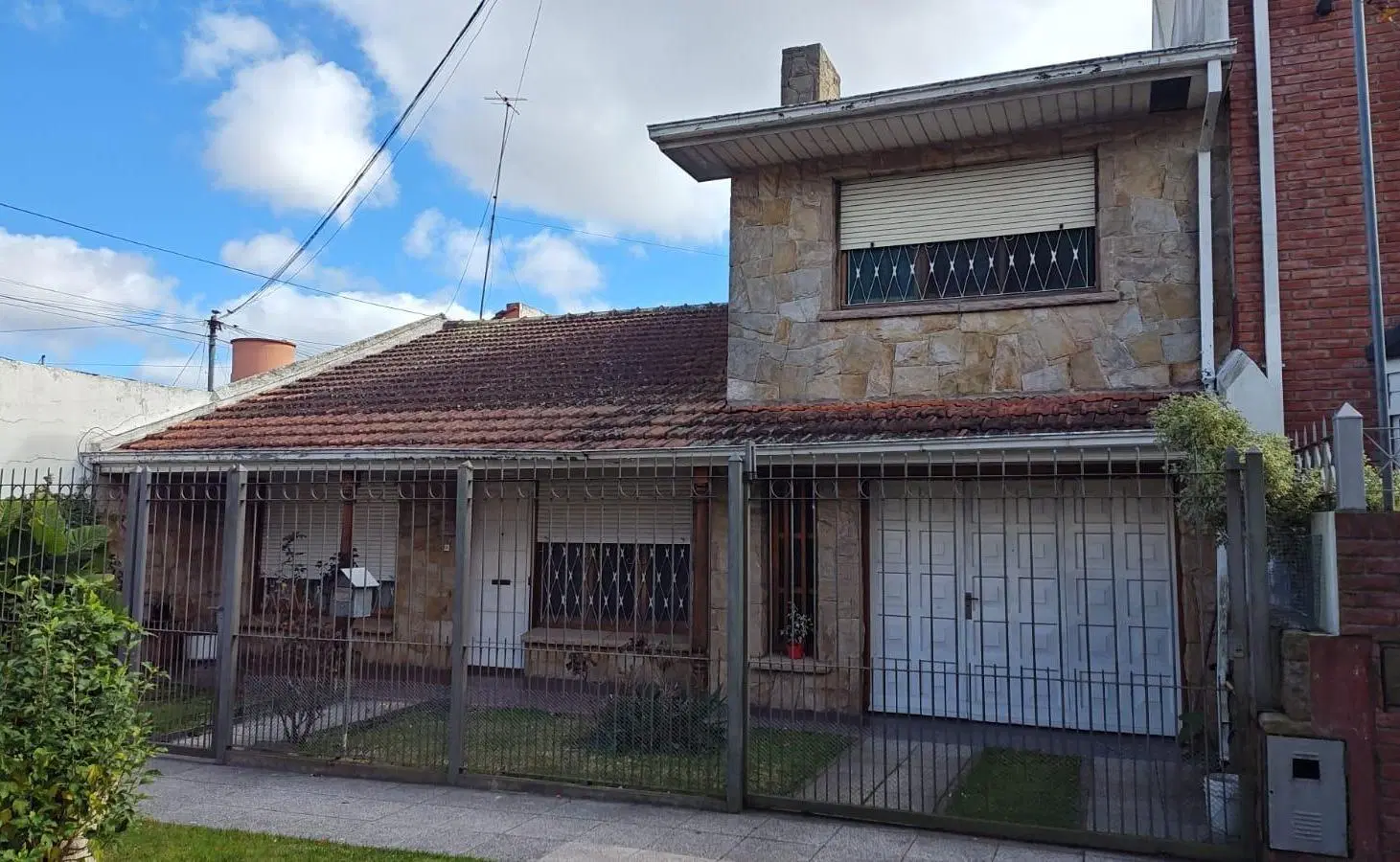 Chalet 5 amb con cochera doble y patio. San Carlos 5