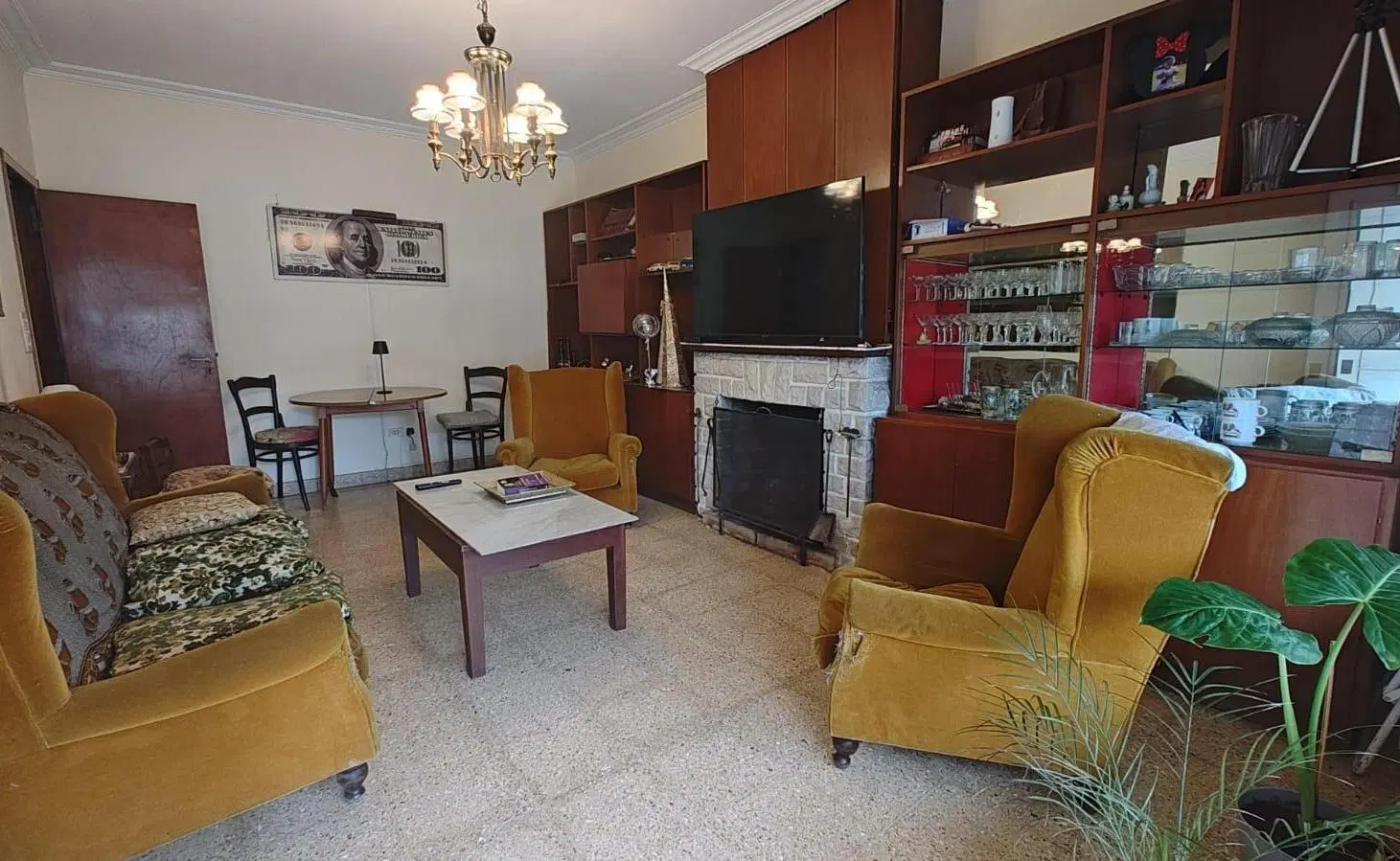 Chalet 5 amb con cochera doble y patio. San Carlos 4