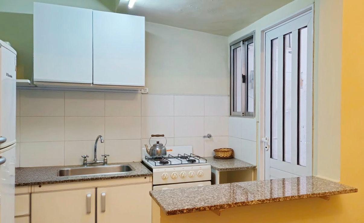 Foto de Depto 2 amb amoblado en el Centro para Alq 24 meses, imagen 2
