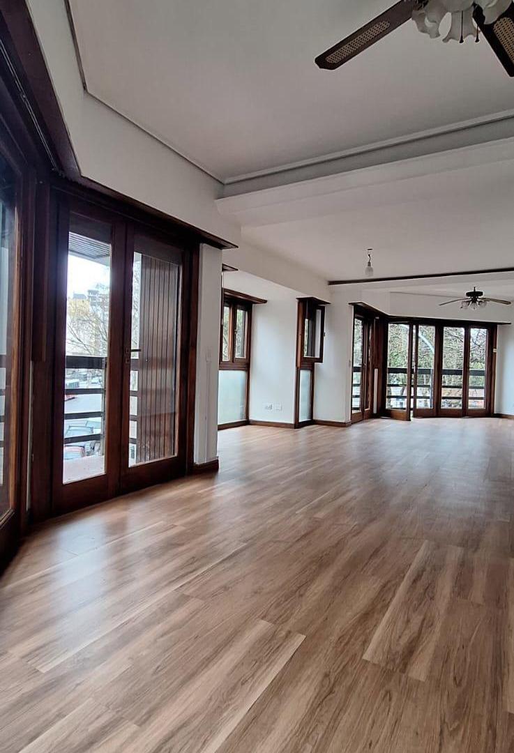 Foto de Exclusivo Piso 3 amb +Dependencia +Patio Plaza Mitre, imagen 4