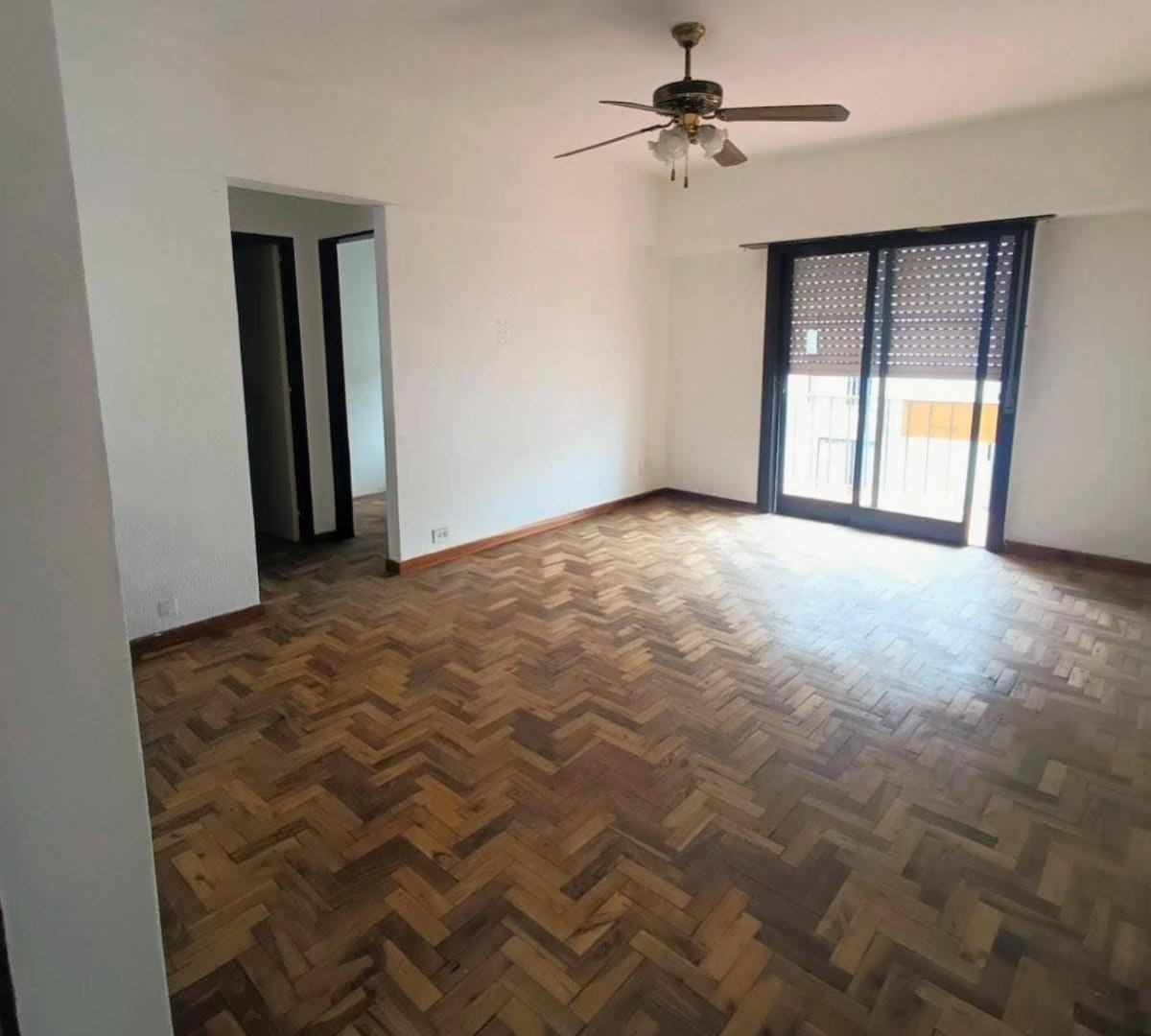 Foto de Venta Depto 3 Amb. Impecable zona constitucion, imagen 2