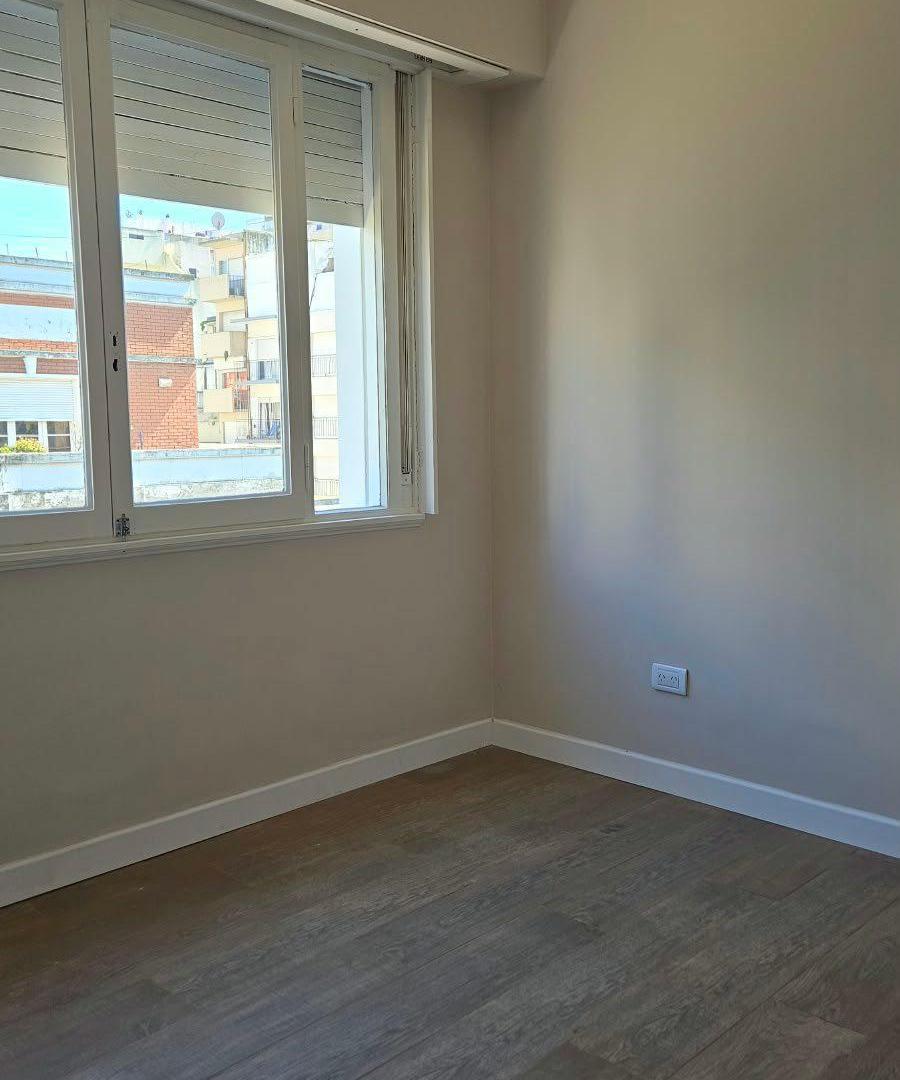 Foto de Bellísimo depto de 2 amb c/balcón terraza para alquiler por 24 meses, imagen 2