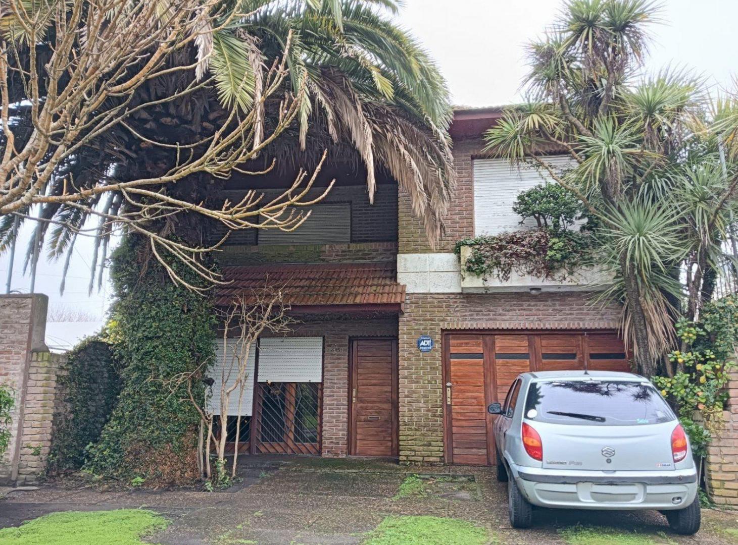 Foto de Gran Chalet a reciclar en San Carlos, imagen 2