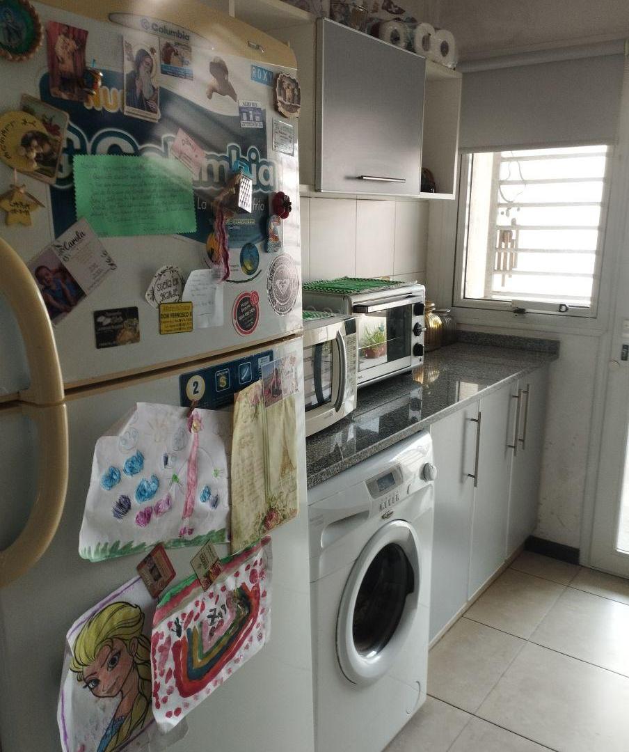 Foto de DUPLEX DE CATEGORIA CON PATIO Y QUINCHO, imagen 2