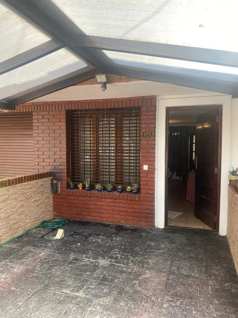 EXCELENTE DUPLEX CON PATIO Y COCHERA VILLA PRIMERA, calle Chile 1