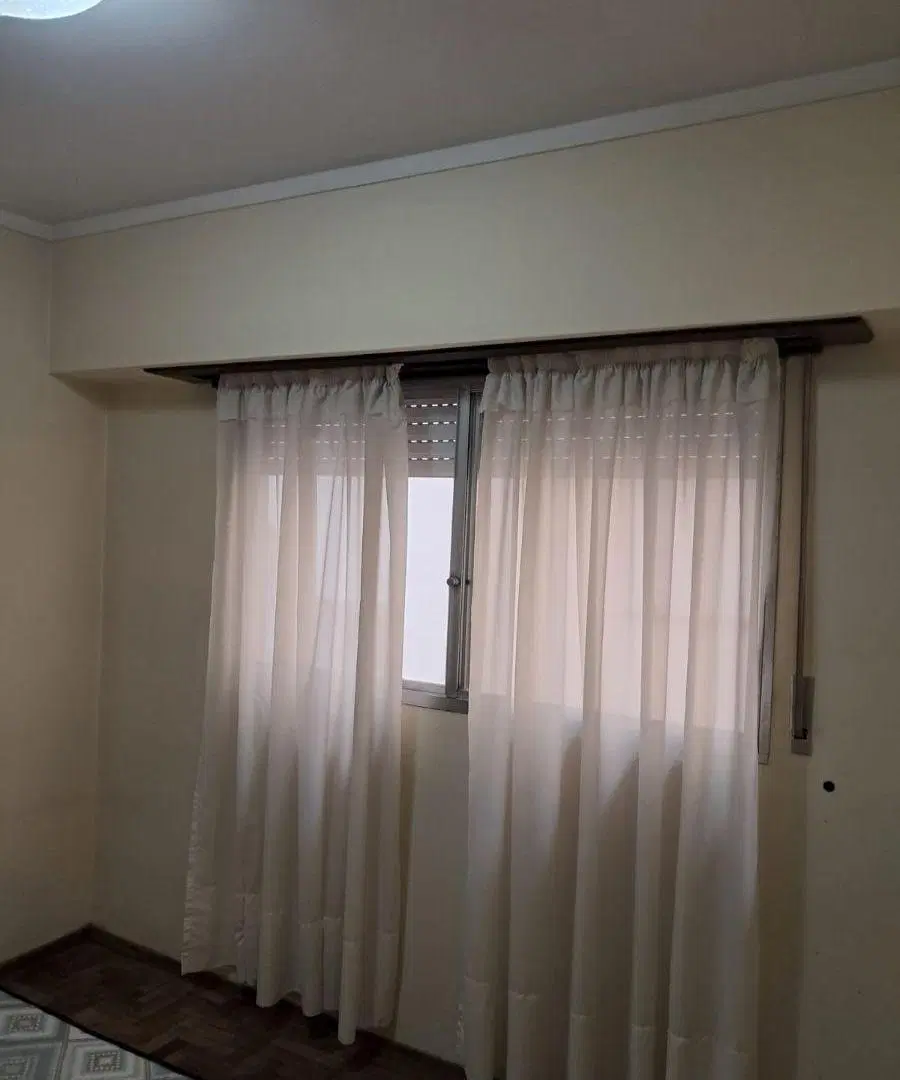 Depto 2 ambientes al frente con balcón | Zona Plaza Colón - calle Lamadrid 5