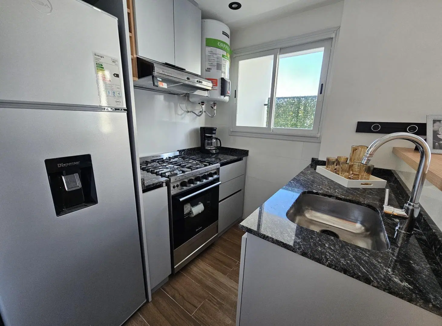 VENTA/ DEPARTAMENTO 2 AMBIENTES A LA CALLE / MAR DEL PLATA 5
