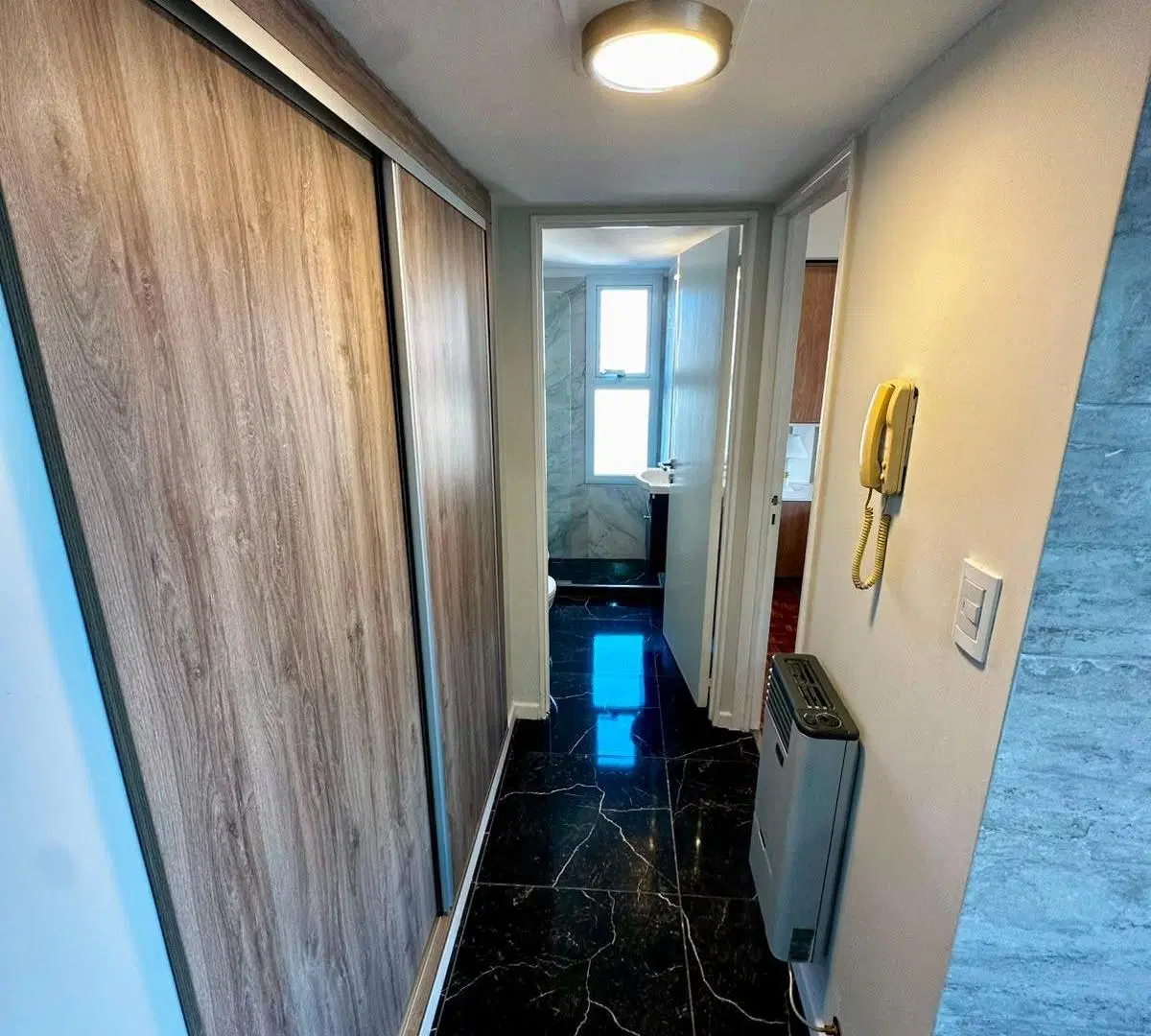 VENTA/ DEPARTAMENTO 2 AMBIENTES A LA CALLE / MAR DEL PLATA 3