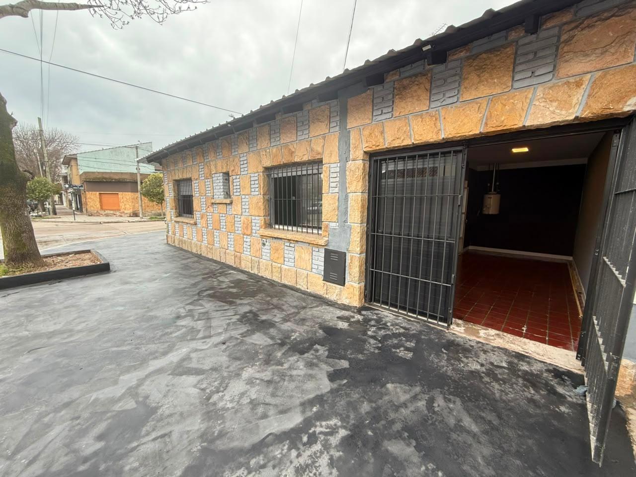 Foto de VENTA/ CASA DE 3 AMBIENTES CON GARAGE / MAR DEL PLATA, imagen 5