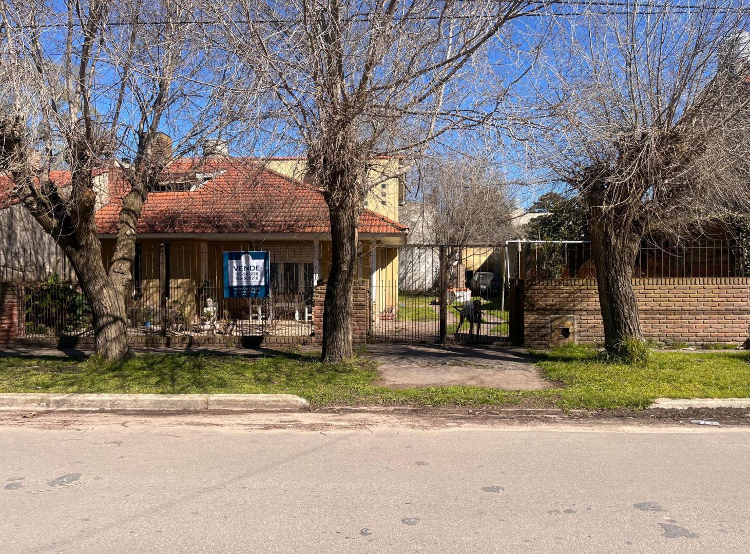 Foto de VENTA EN BLOCK/ CHALET 4 AMBIENTES CON DPTO. 2 AMB. / MAR DEL PLATA, imagen 2