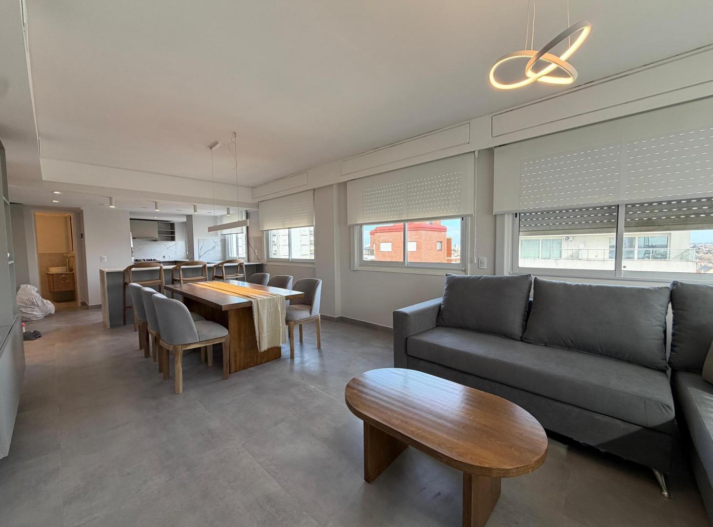 Foto de VENTA/ DEPARTAMENTO 4 AMBIENTES A LA CALLE/ MAR DEL PLATA, imagen 1