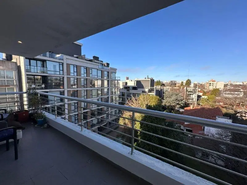 Departamento en Alquiler en Güemes 8