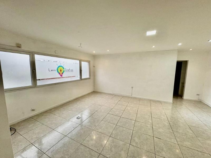 Foto de Oficina comercial en Alquiler en Güemes, imagen 2