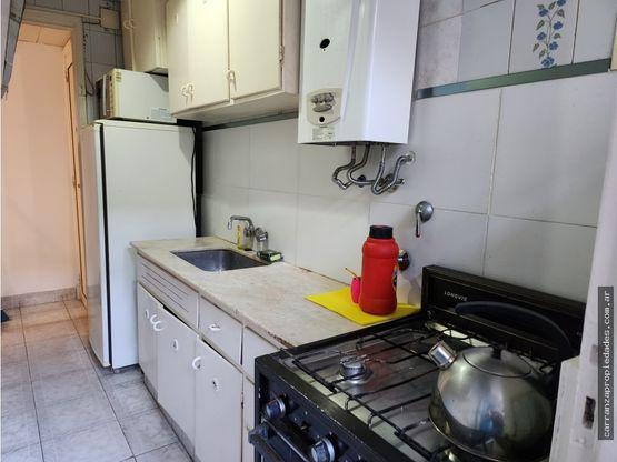 Venta de Departamento 2 Ambientes con Balcon Al Contrafrente 5