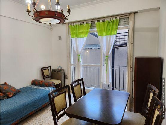 Venta de Departamento 2 Ambientes con Balcon Al Contrafrente 1