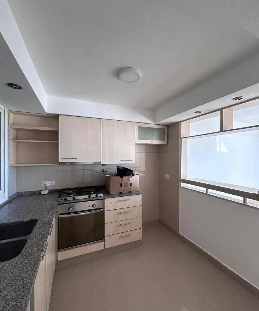 Departamento en Playa Grande 4