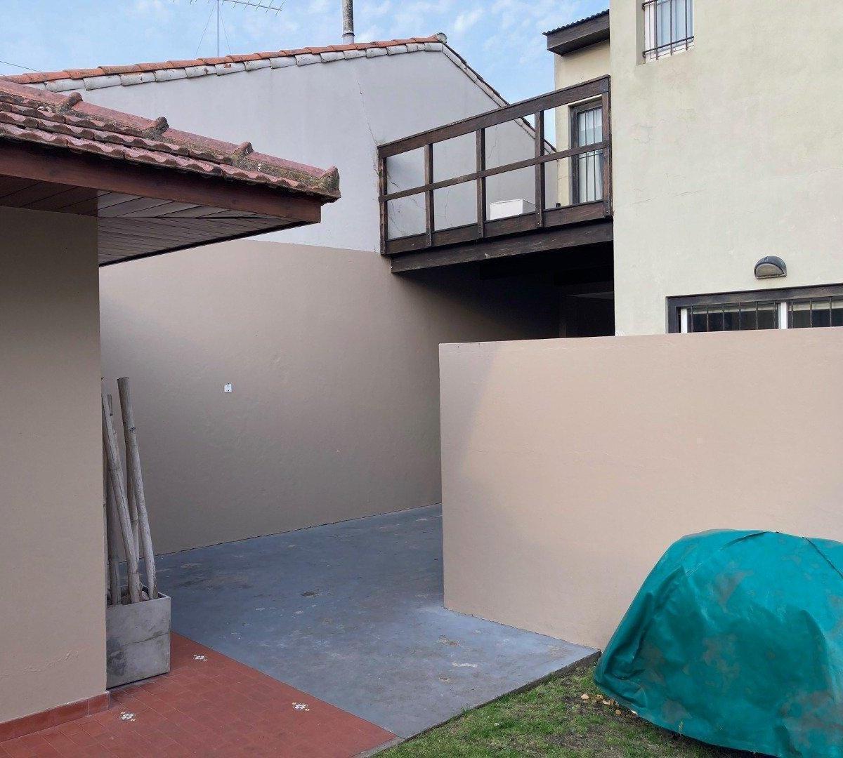 Los Troncos - 2 Casas S/lote de 300 m² - Ideal 2 Familias o VI 4