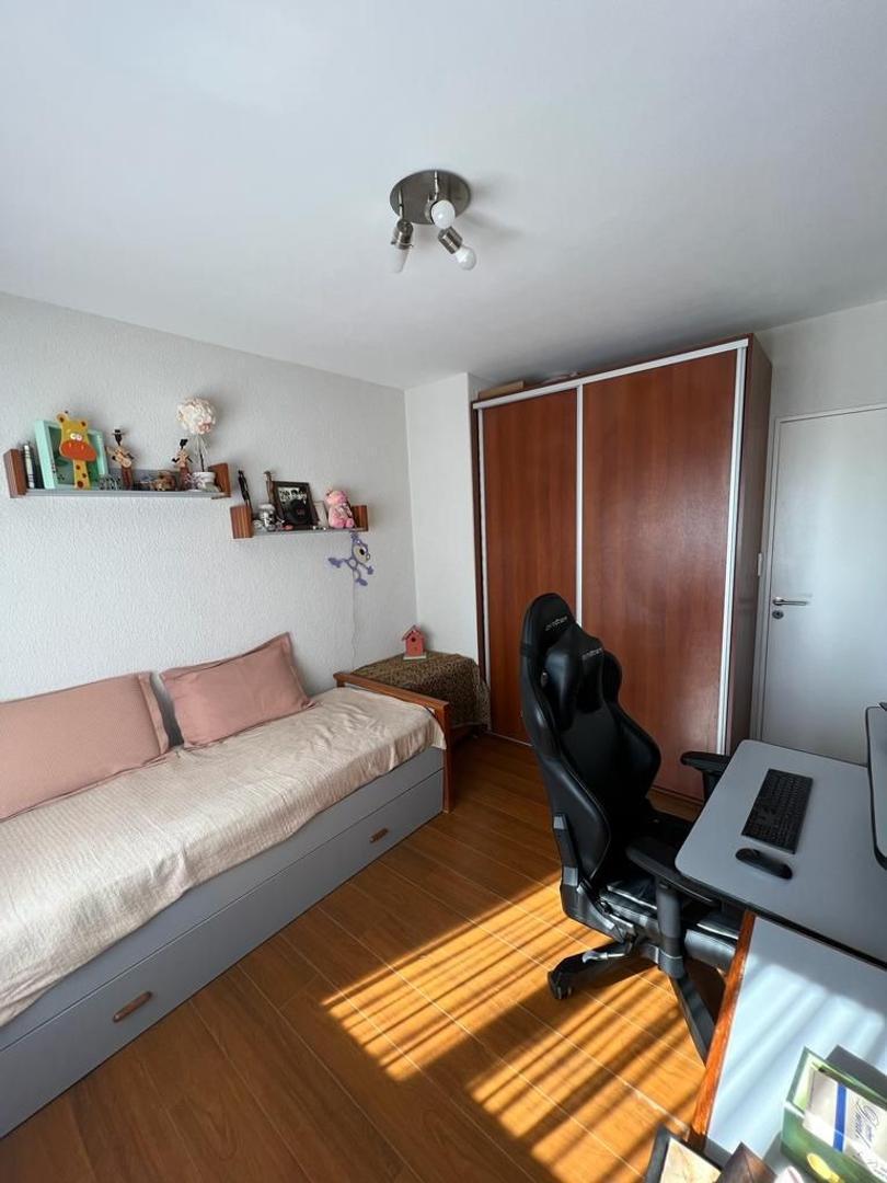 Impecable Departamento Tres Ambientes con Cochera Z/ Puerto 3